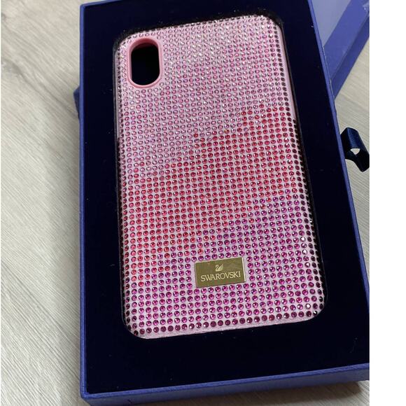 Swarovski High Love gradation of pink tones iPhone XS Max Case - Picture 4 of 8